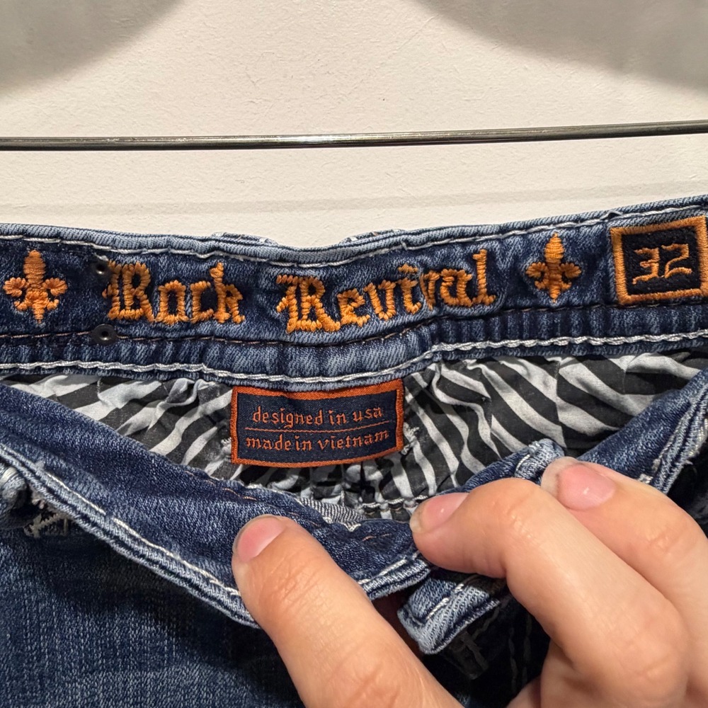 Rock Revival Womens Vien Capri Jeans Embellished Fleur De Lis Blue Size 32 - Picture 3 of 16